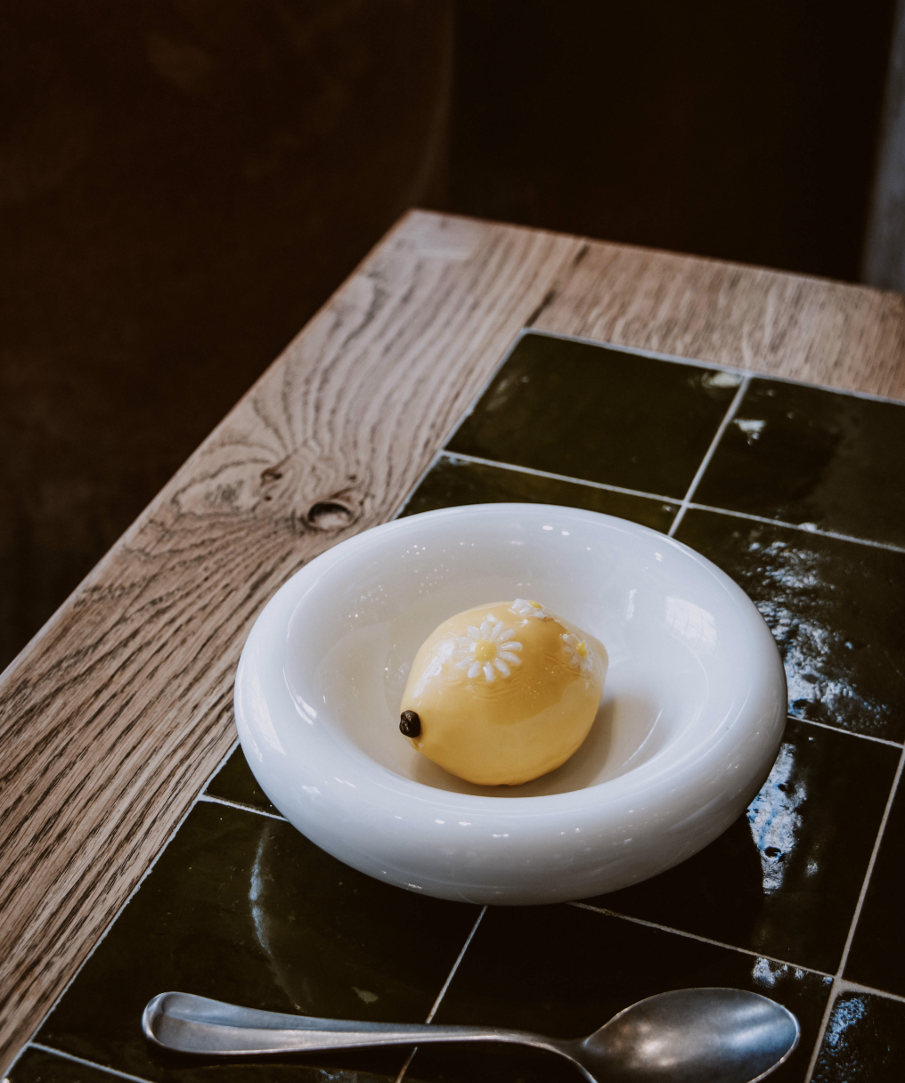 Jacquemus 設計師在巴黎開 Café Citron：裝潢滿分，上菜隨便