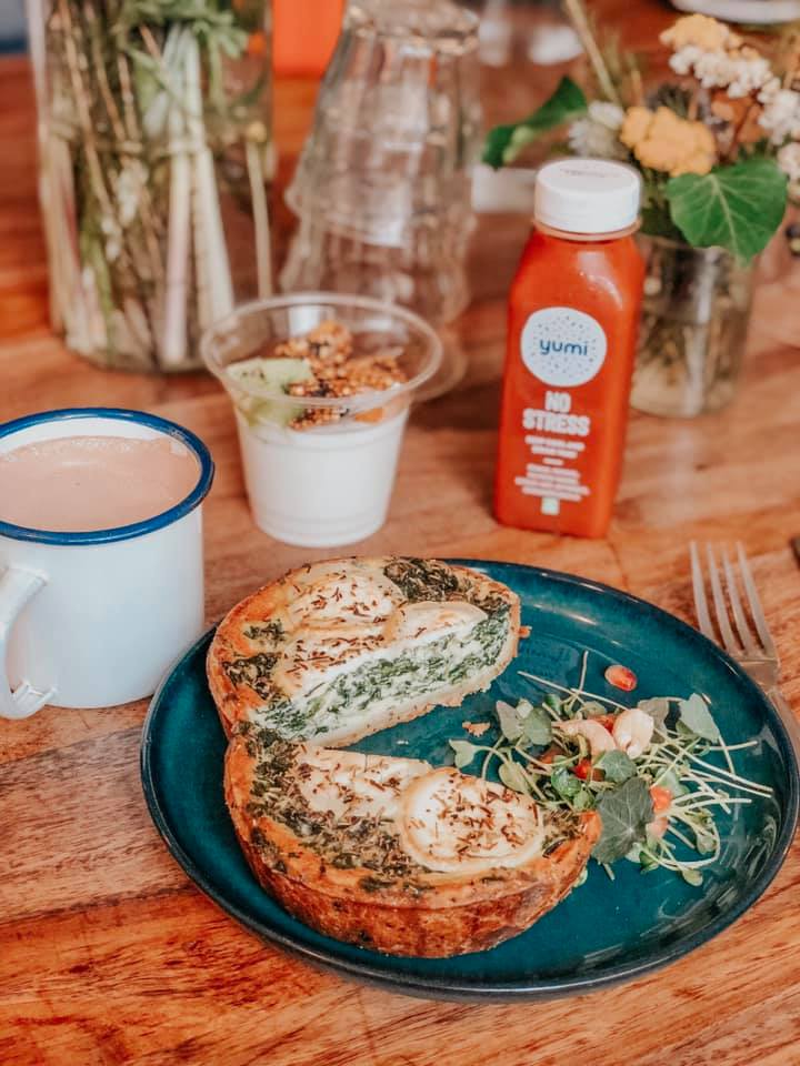 巴黎 Yumi：為了健康吃素，但靈魂餓到咬桌角