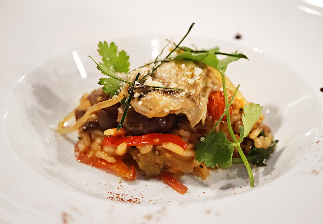 從觀塘出發，遇見一場希臘藍白的味覺之旅｜米克.諾斯Kallisti