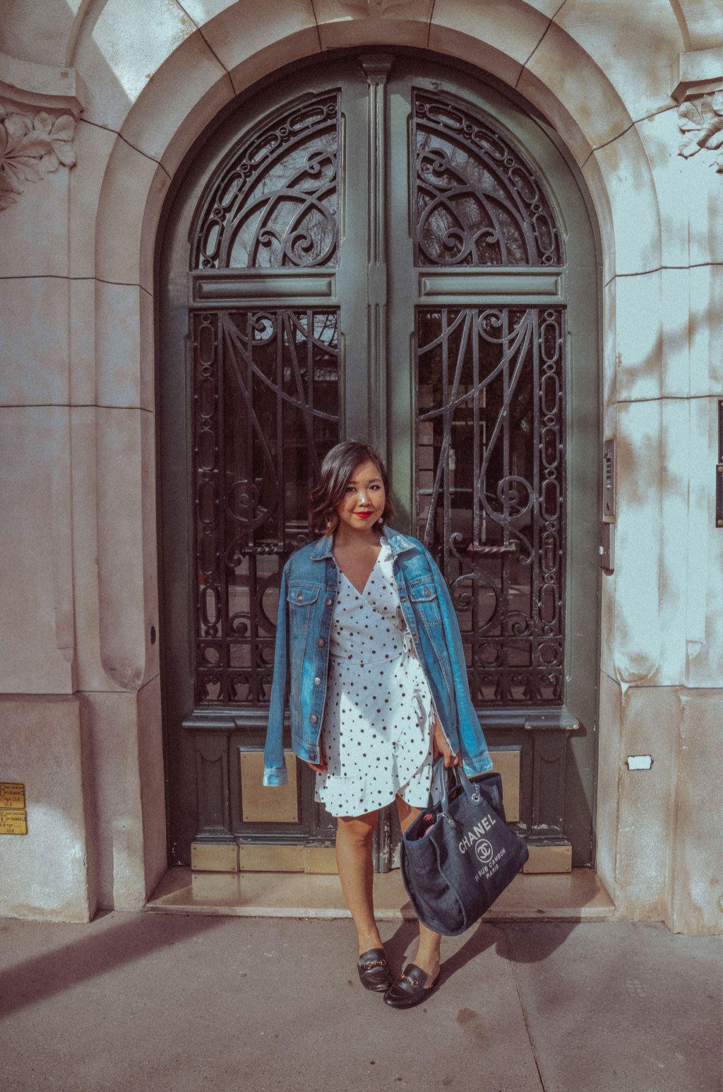 以波點迎春，巴黎陽光下的小小心情