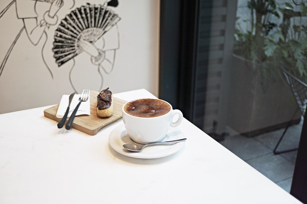 西環小巷裡的咖啡角落｜Artisan Room 初探